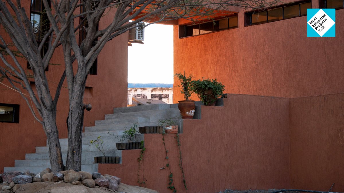 PMInstitute's tweet photo. The @learning_lionsâ ICT campus in Kenya provides free #education and housing to help young entrepreneurs âlive a life full of (digital) opportunity.â See what went into creating the ultra-sustainable complex: https://t.co/RQJt8tM5DG #MakeReality #MIP2022 @fuergando https://t.co/s4wplM60in