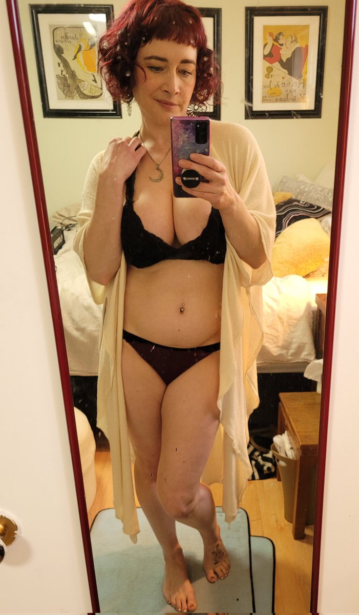 NyxSadie's tweet photo. Available for skypes, sexting and phone sex til 1pm mst (#niteflirt #skyprivate #cammodeldirectory #livecammodelshows), then I'll be streaming on #streamate til 4pm MST. Hope we get to play!
(Same name, check link tree in profile)
#ootd #flirt #pso #cammodel https://t.co/tom56xEuP1