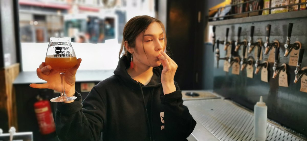 It's a chef's kiss from Evija tonight! 💋

Vault City's Mango Raspberry Melba is pouring tonight and it's a new staff favourite. Come by and see what all the fuss is about!