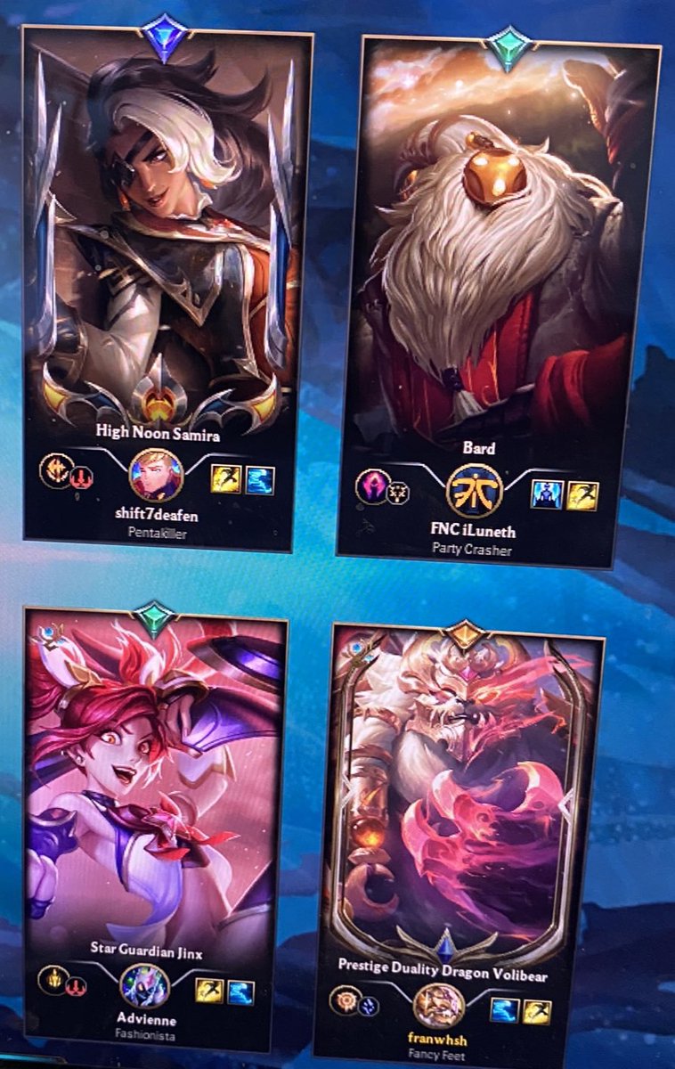 franwhsh's tweet photo. had the amazing opportunity to play with @Advienne1 and @RekklesLoL today !! it was sosososoooooo much fun and i has a great time so thank u so much !! also a massive thank u to @Sovonix for organising this ur literally smurfing irl 😳😳😳 was truly an unforgettable experience ‼️ https://t.co/vazTq1SMC9