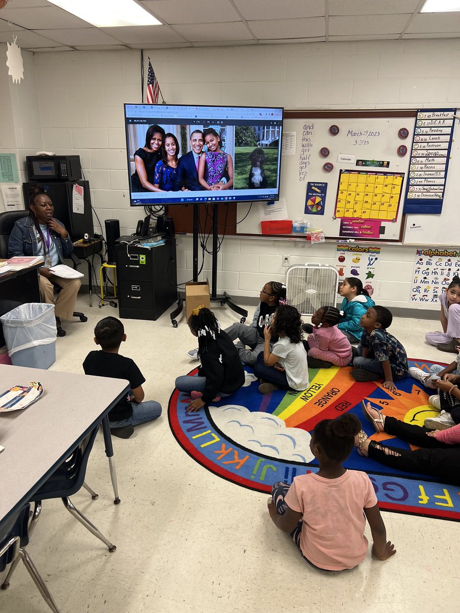MarlinISD_Elem's tweet photo. Our kindergarten Ss learned about 5 presidents & had to draw which one was their favorite. #committedtoexcellence #drivenbypride @Jewelisha_J @mrdkelley @MMcCullum_iLead https://t.co/jnAs7aQakr