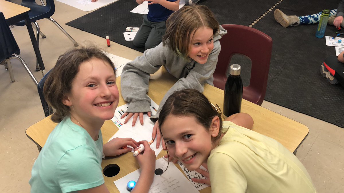 PrincipalRomano's tweet photo. Apparently the coding club has a top secret Ozobot project. They have school plans. I wonder what they are creating? @D_M_Eagle https://t.co/cD6LxVCsVw