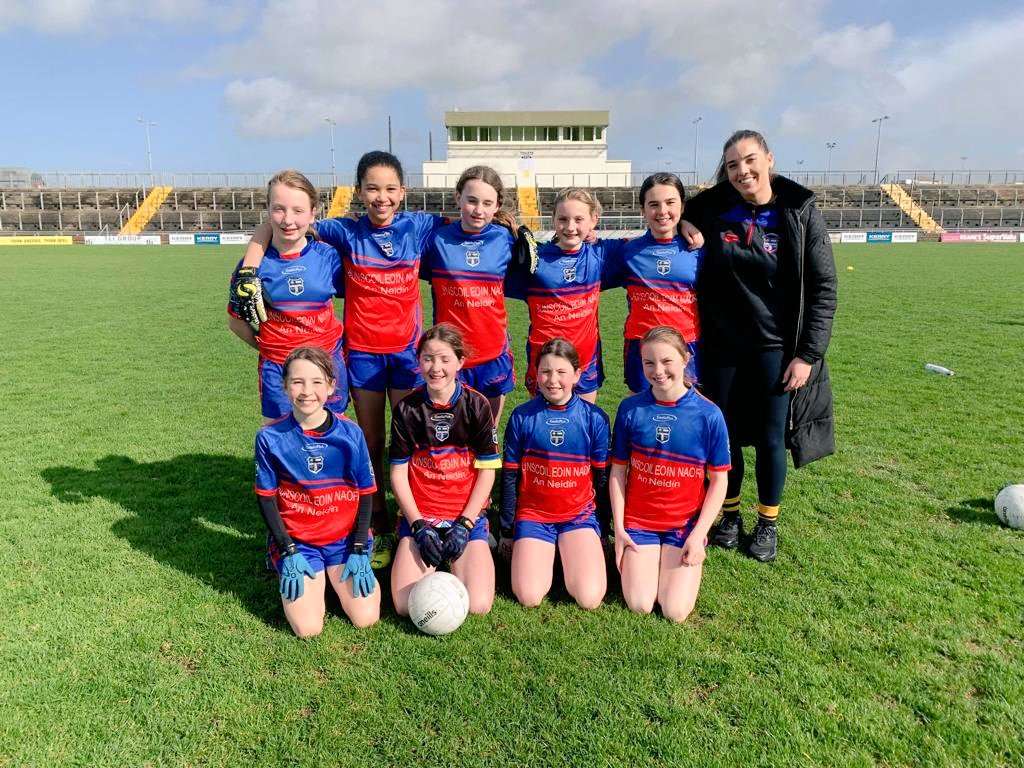 CumannNa's tweet photo. Bunscoil Eoin Naofa Neidín @AllianzIreland @cnambnaisiunta https://t.co/jFOPQgeITR