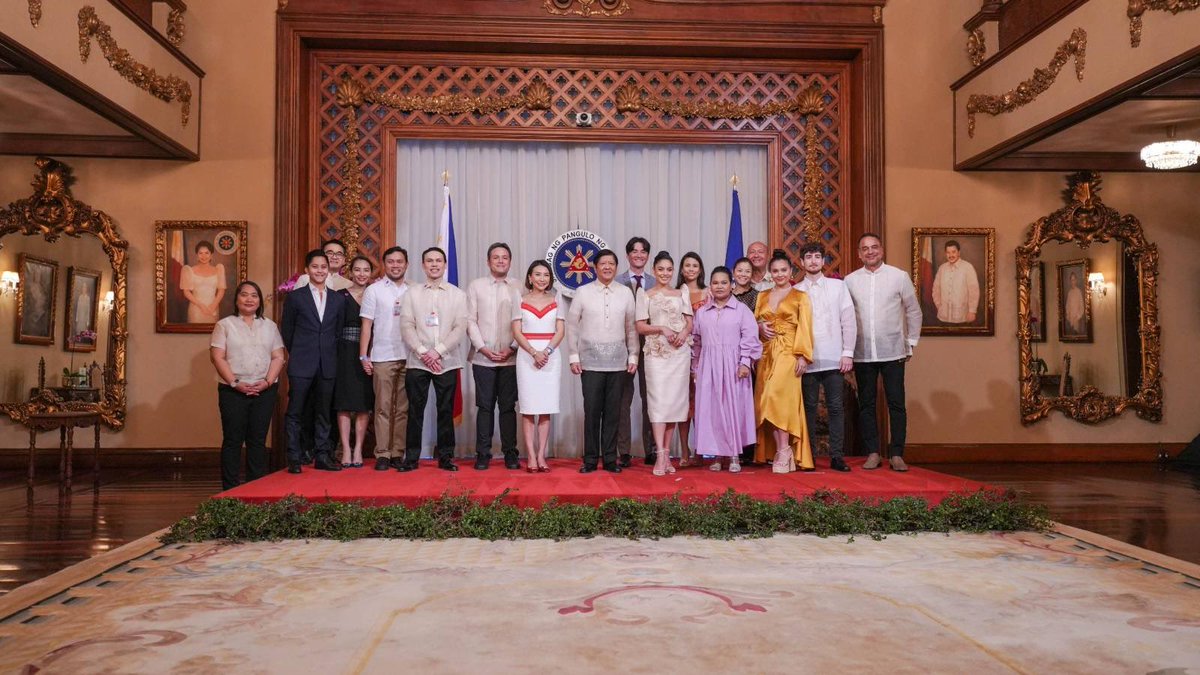 bongbongmarcos's tweet photo. We are proud to present the Global Tourism Ambassador Award to the talented @VanessaHudgens today.

Together, we are excited to showcase the beauty and culture of the Philippines to the world! https://t.co/P1U1fFaMXA