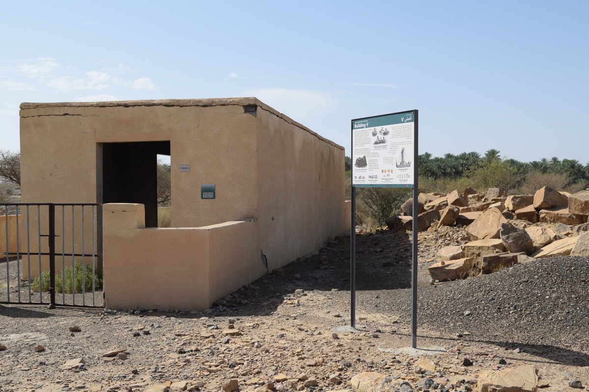 ArchaeoTrail's tweet image. New signboards for ArchaeoTrails at Al-Khashbah!
#Oman #BeautyHasAnAddress #beautifuloman #ExperienceOman #OmanByYou
#DigitalArchaeology #digitalhumanities