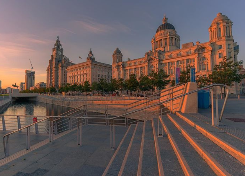 LivUni's tweet photo. Liverpool has been named the best place to live in the Northwest, as chosen by @thetimes judging panel! We couldn't agree more 💙

Read about it here: https://t.co/UT1RrN4f6f

📸: Mikescaptures on IG https://t.co/nAP559BTLv