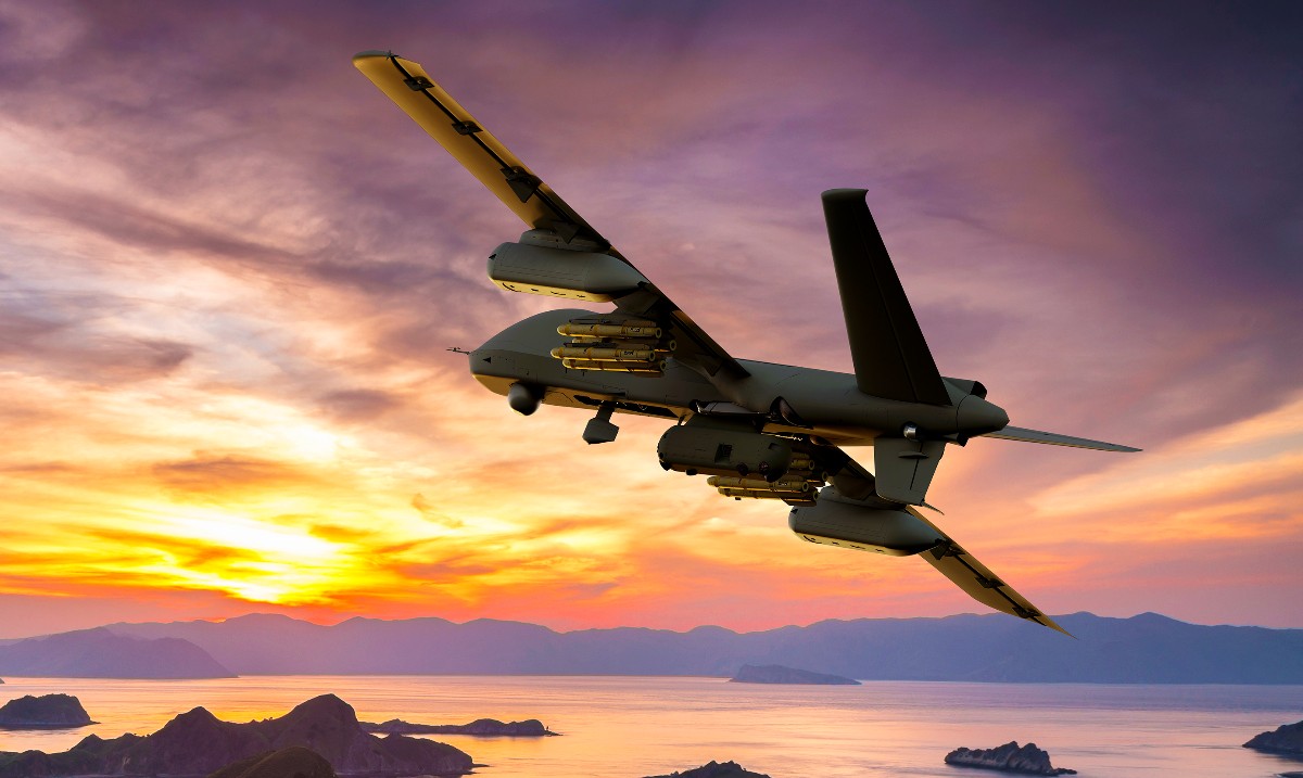 Not only can #MojaveUAS quickly land, re-arm and re-launch from austere sites, located in close proximity to non-permissive environments, but it can also carry double the payload of earlier-model aircraft. #AUSAglobal 

​Learn more: ow.ly/3Un250MPRby