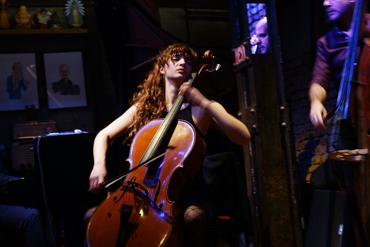 Astillero en San Telmo. Martes 4, 11, 18 y 25 de abril, 21 hs. Pista Urbana, Chacabuco 874.