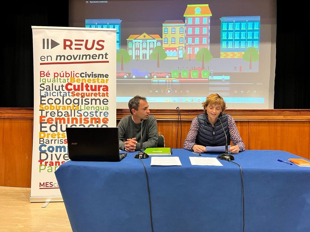 ReusEnMoviment's tweet photo. 🗣️ Avui #reusenmoviment ha presentat les 📝propostes del grup de treball de #ciutathabitable 🏡 que reflexionen sobre les possibilitats de millora de la #ciutatdereus
#movesquerrescat
#reus
#ciutat
@reusenmoviment
@Dvidal_caballe https://t.co/cHslZIZNwh