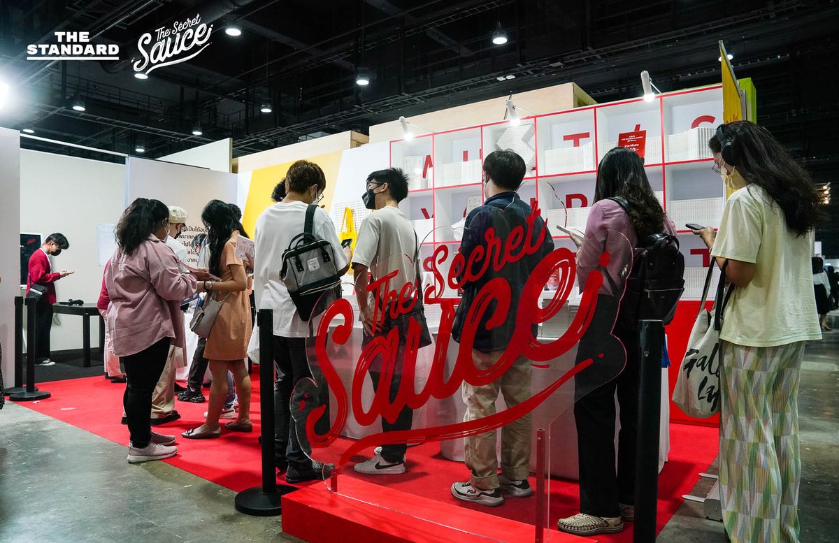 Standard_Wealth's tweet photo. เปิดภาพบูธ A16 ของ THE STANDARD ณ #งานสัปดาห์หนังสือแห่งชาติ ให้ทุกคนได้เห็นบรรยากาศกันก่อนใคร! รอพบกัน 30 มีนาคม - 9 เมษายน 2566 บูธ A16 ที่ฮอลล์ 5-7 ชั้น LG ศูนย์การประชุมแห่งชาติสิริกิติ์
#TheInvisibleLeader 
#ผู้นำล่องหน 
#TheSecretSauce https://t.co/uRmOrJ6HLS