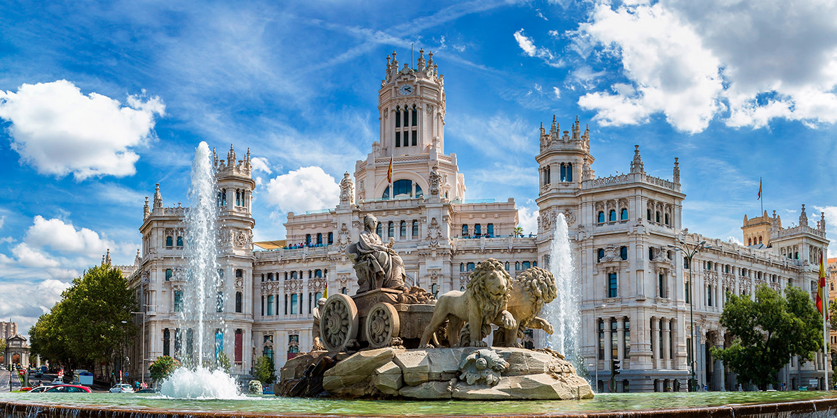 EspanaEnLatam's tweet image. ¡Juega con nosotros a nuestro quizz! 😉 ¿Es verdad que la Fuente de la #Cibeles de #Madrid custodia los lingotes de oro del #BancoDeEspaña? 🤔

➡️ ¡Verdadero!
➡️ Falso...

👉 bit.ly/3J6CDla

#TeMerecesEspaña #VisitSpain #SpainUrban @TurismoMadrid @Visita_Madrid