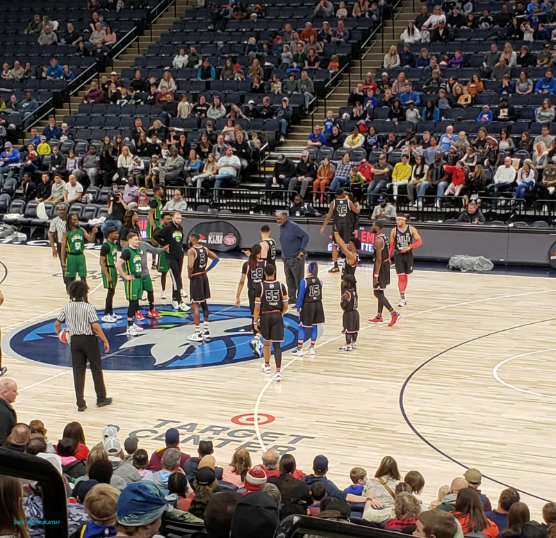 #ad My family and I recently went to a Harlem Globetrotters game. Besides basketball, they do tricks too. It's always a family friendly game that is very entertaining. My family and I already can't wait to go back. bit.ly/3lVQ12E #harlemglobetrotters @Globies