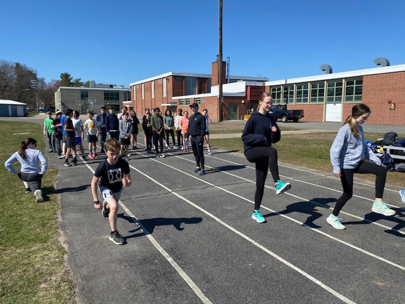 MedwayAthletics's tweet photo. MS Track taking part in some great team building and dynamic warmups on Day 2! https://t.co/KILj2037m2
