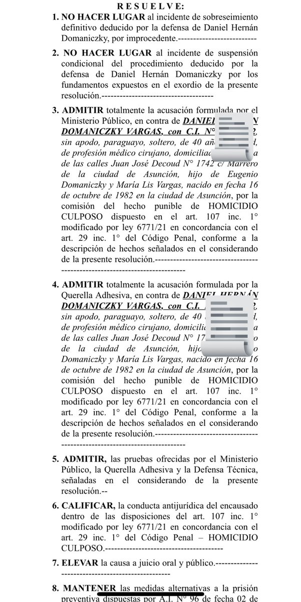 Noeliagonzapy's tweet photo. 🔴 El médico cirujano Daniel Hernán Domaniczky enfrentará juicio oral por el homicidio culposo de la exmodelo Paola Gaete, durante una intervención quirúrgica. Así lo resolvió el juez de Fernando de la Mora, Javier Sapena. 

@780AM @Megatv_py https://t.co/7J5L5G8MB3