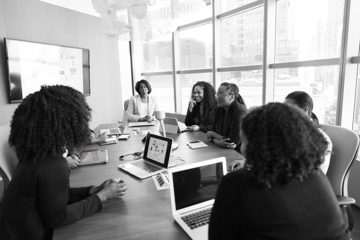 KateSzumanski's tweet photo. Searching for a summer internship? Let our team in @NovaOUS Professional Development help YOU apply for opportunities and secure an #internship that interests you! DM for more! #OUSWorks #Internships #CareerDevelopment https://t.co/adKYK3OKjj