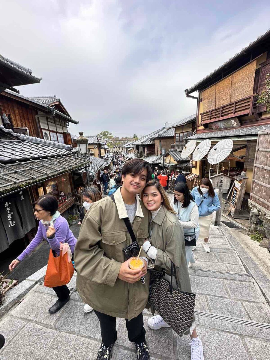 scribersquill's tweet photo. When two hearts are in sync, every moment together is pure magic. Seeing these pictures of KDLex reminds me that sometimes the best adventures are the ones we take with the people  we love the most. It's clear they're having the time of their lives.

KDLEX LOVEnture IN JAPAN https://t.co/NbNulAcCsA