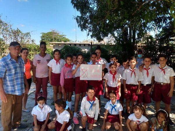 La #OPJM con su proyecto "Por Mi Futuro" le crea a los pioneros una cultura de rechaso al consumo de las drogas. Digamos no a las drogas, mejor no empesar. #UnaMejorJuventud  <a href="/CedenoPazo/">Lianet Pazo Cedeño</a> .<a href="/UJCdeCuba/">UJC de Cuba</a> .