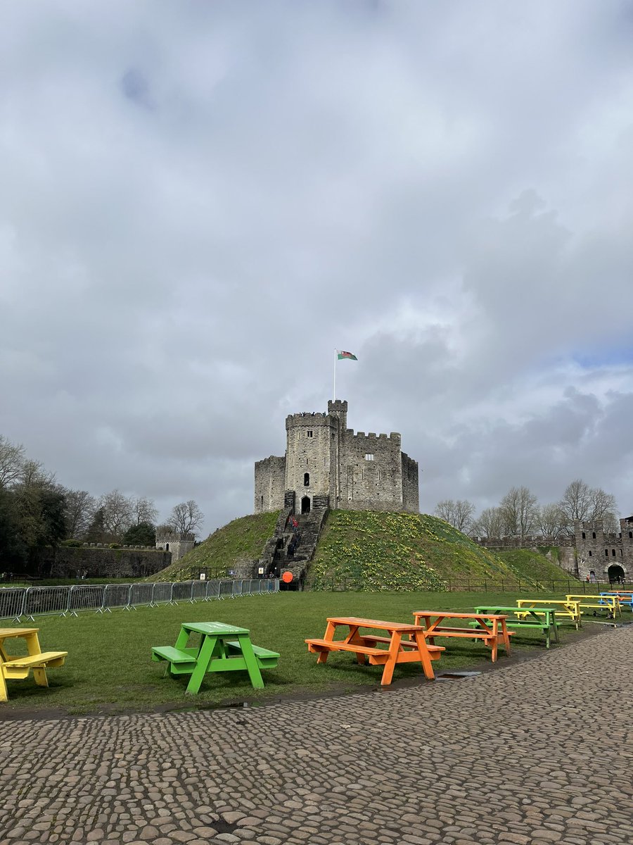 Another trip today! I had a fantastic time with year 6, we escaped an escape room and had a wander round Cardiff Castle and Bute park! What a lovely day for it 🌤️