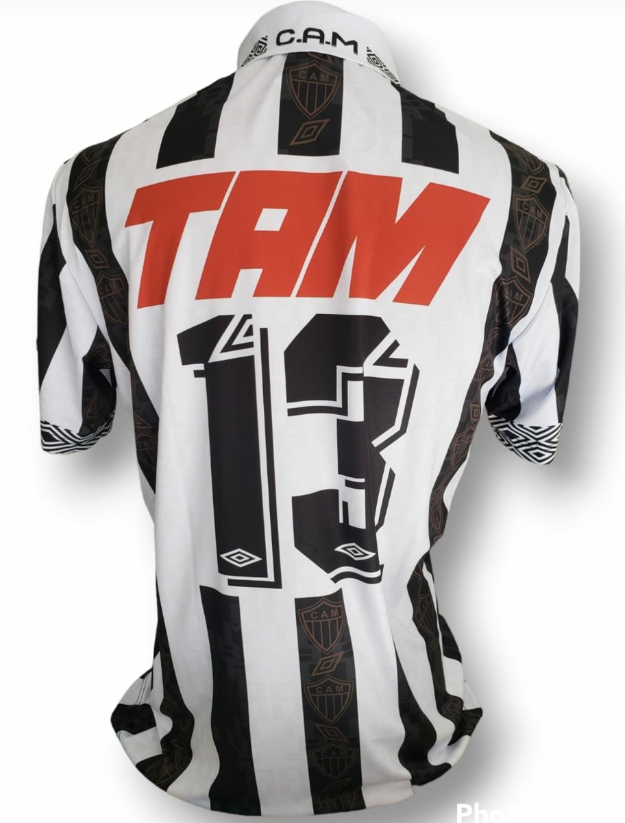 Minas_Retro's tweet photo. Camisa retrô umbro Atlético TAM 1995/96.

https://t.co/f7dZtqX5oS

Disponível em nosso site frete grátis para todo o Brasil https://t.co/n0ZG5HDs0g