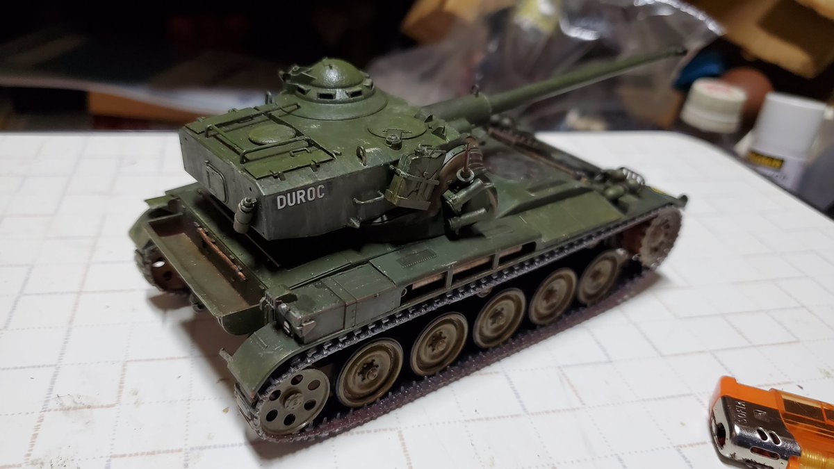 spawn4415's tweet image. タミヤ1/35フランス軽戦車　AMX-13です。汚しは控えめにしたつもりですがどうでしょう？
#タミヤ 
#筆塗り 
#ファレホ