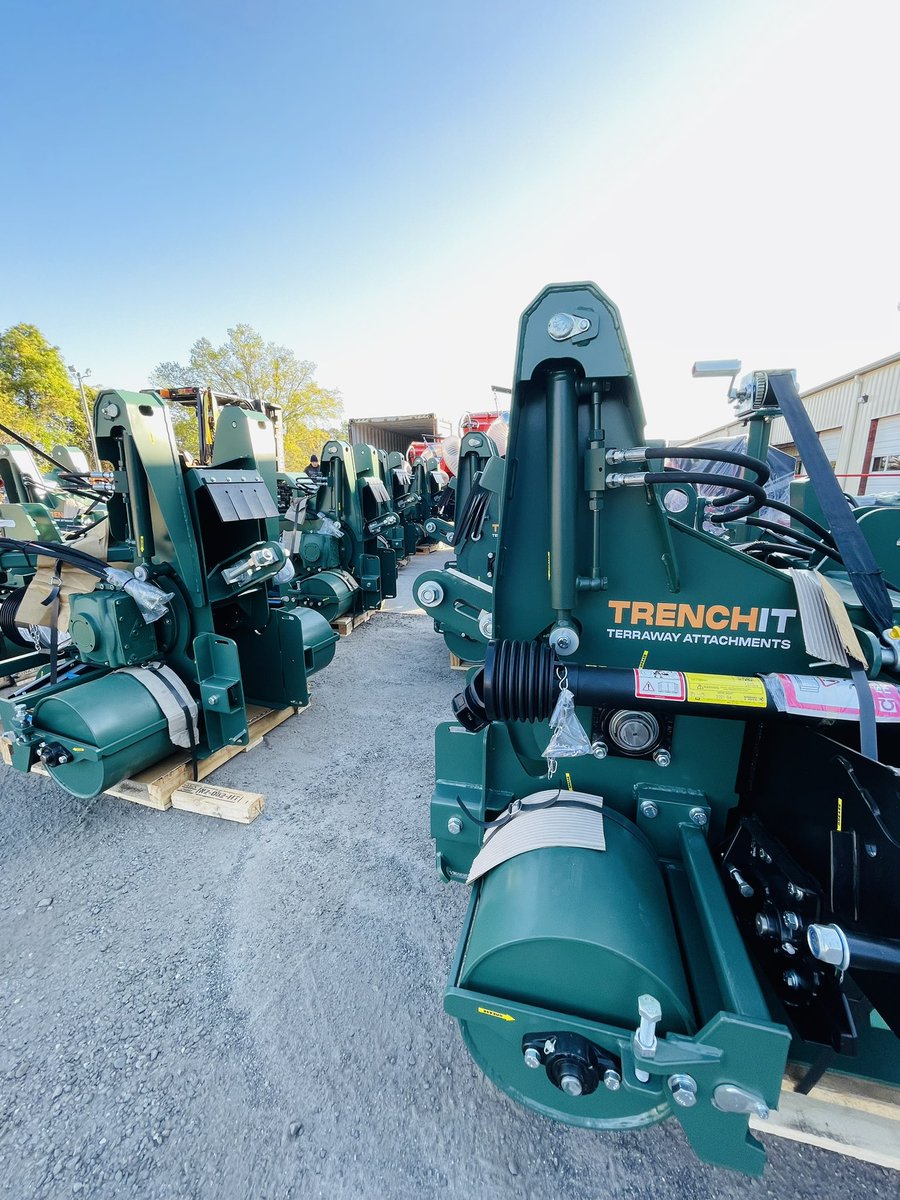 STECEquip's tweet image. Busy morning on the #STEC loading dock! But as always, nothing stays here long! Some of these will be heading out first of next week! @trenchitnz @Trilo_equipment
