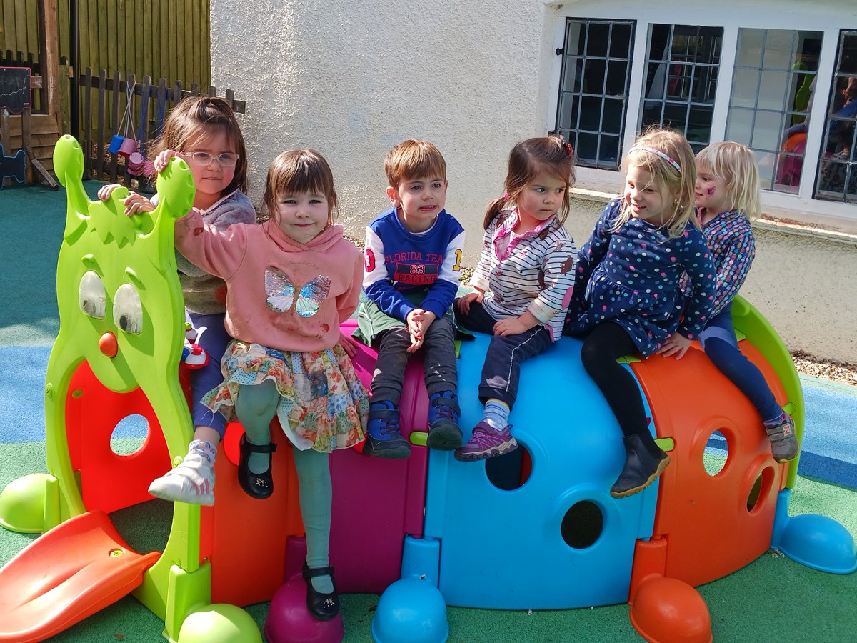 manorprep's tweet photo. Lots of fun and games in Manor Fun so far this week
#ManorPrep #ManorFun #Easter #Holidays #HolidayClub #Fun #Art #Crafts #science #Sport https://t.co/MCMlJin5Yo