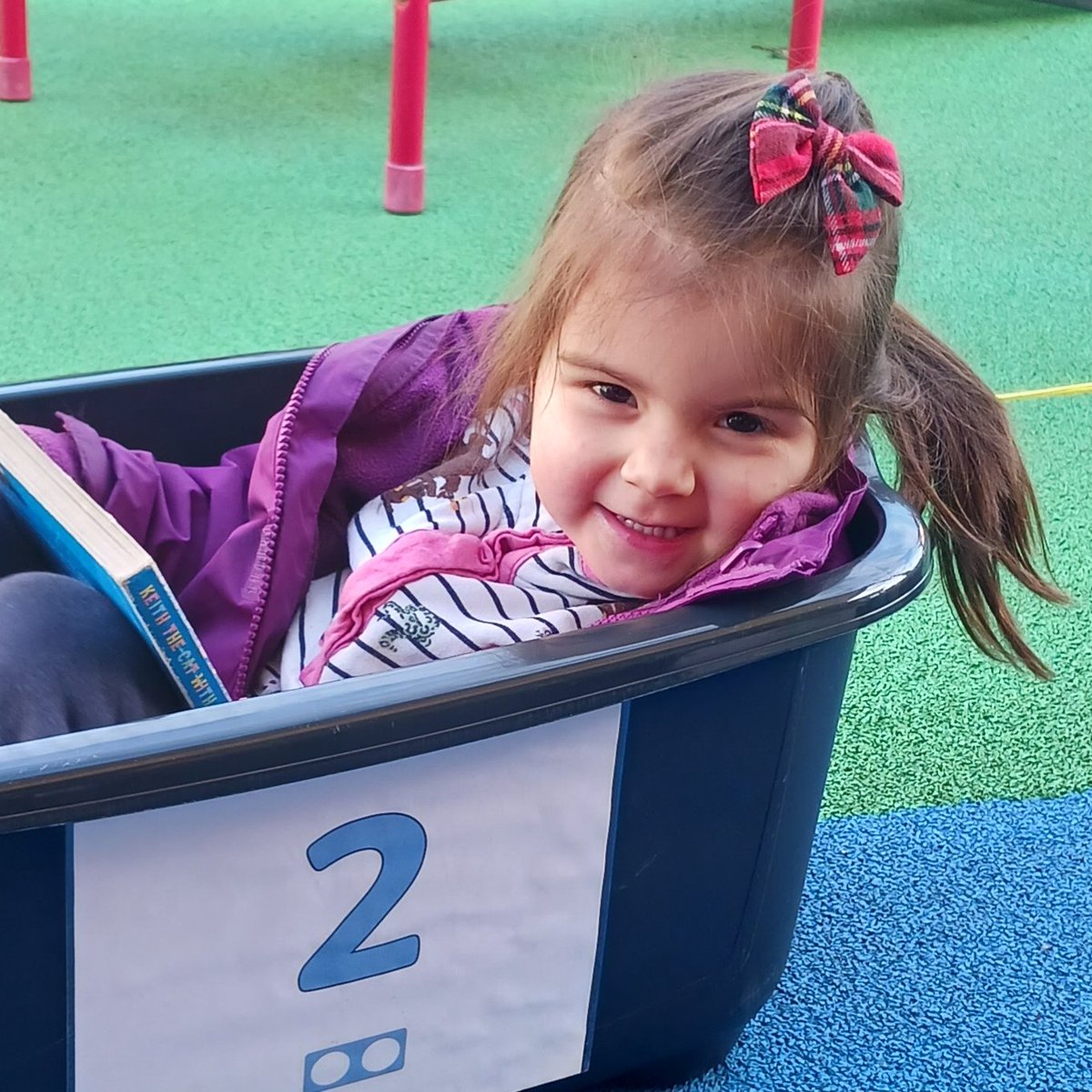 manorprep's tweet photo. Lots of fun and games in Manor Fun so far this week
#ManorPrep #ManorFun #Easter #Holidays #HolidayClub #Fun #Art #Crafts #science #Sport https://t.co/MCMlJin5Yo