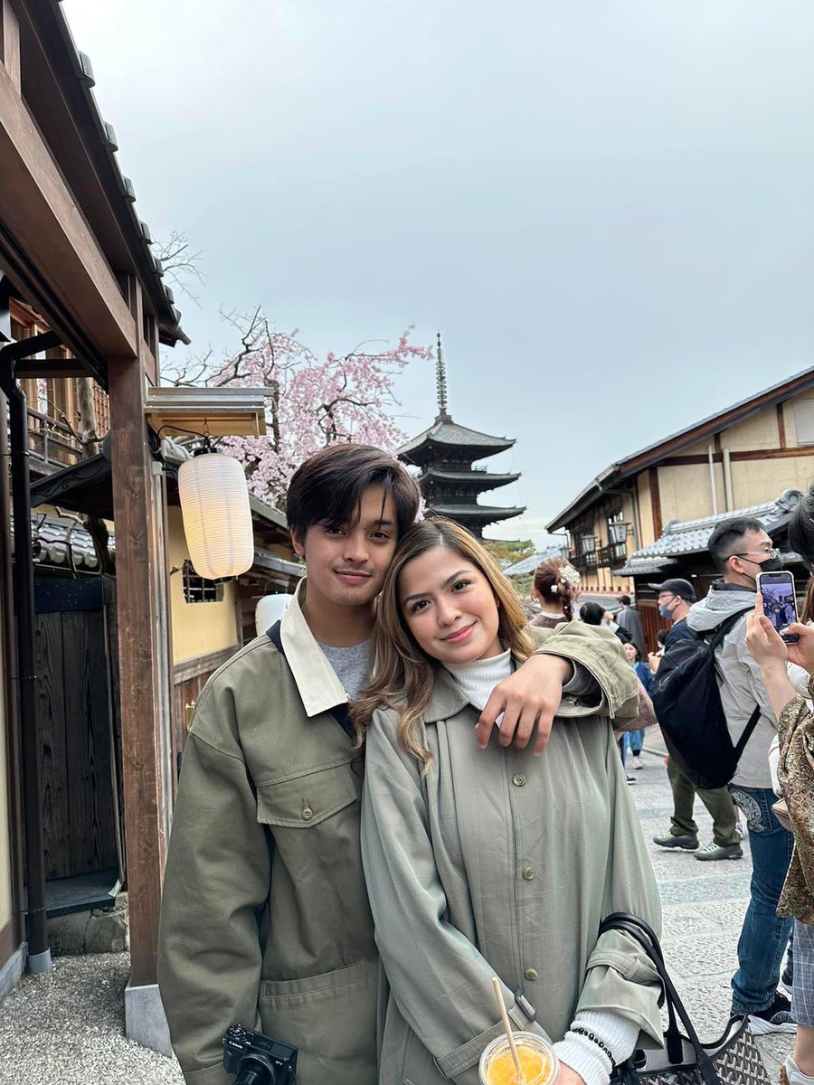 proverbs31__'s tweet image. fave country with your fave person. 🫶🏻

KDLEX LOVEnture IN JAPAN
#AlexaIlacad #KDEstrada 
#KDLex @alexailacad @kdestrada_