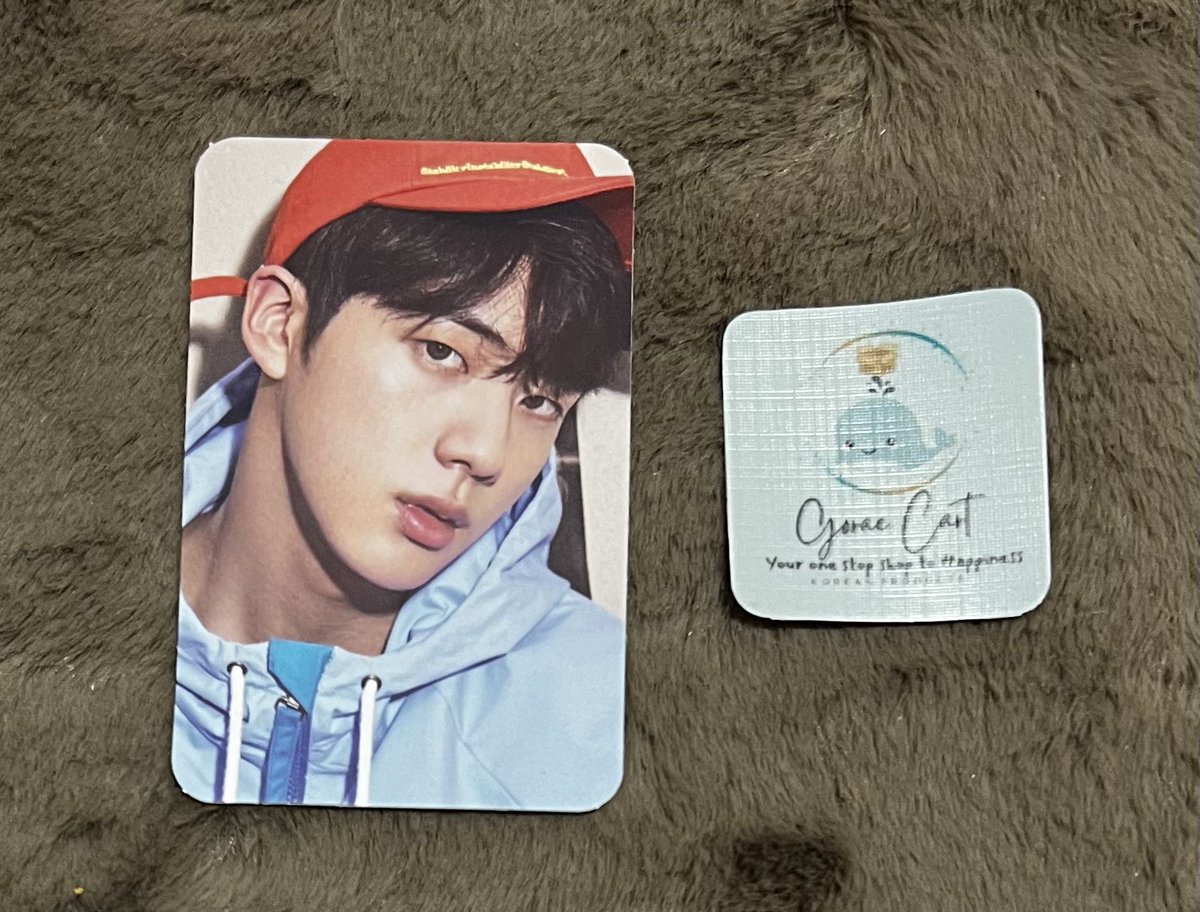 goraecart's tweet photo. WTS LFB PH #GoraeCartOnHand

LY her vinyl Jin pc 
₱400 + lsf

🐳 on hand
🐳 mop: gcash
🐳 mod: ggx/flash

🏷️ bts bangtan seokjin rm suga jhope jimin v jungkook love yourself her https://t.co/2GpUs9Fkxo
