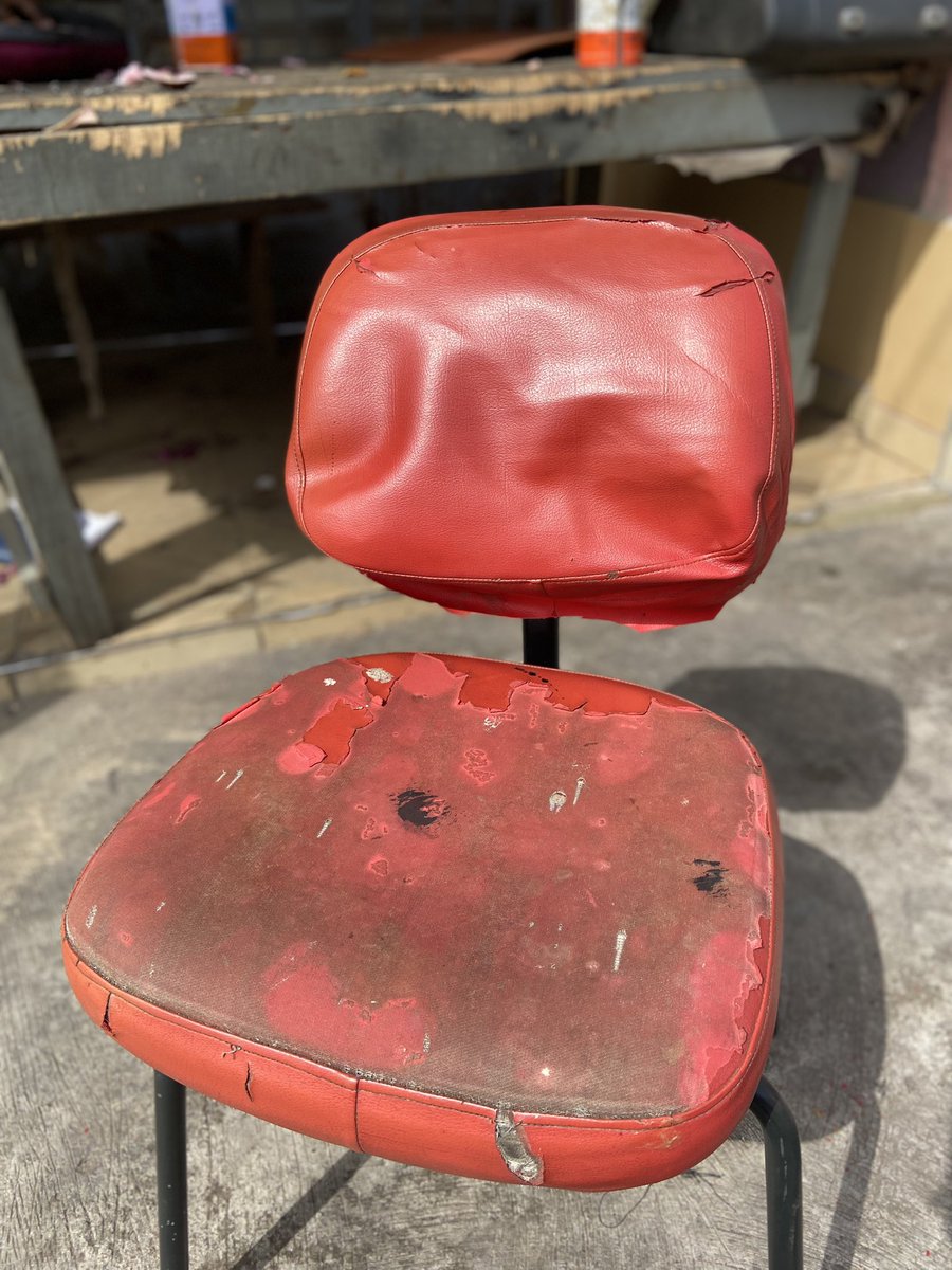 Primaggh's tweet photo. Wondering how to repair/change your leather seats, just call PRIMAG today.

0556960229 https://t.co/w4Fcv7rhop