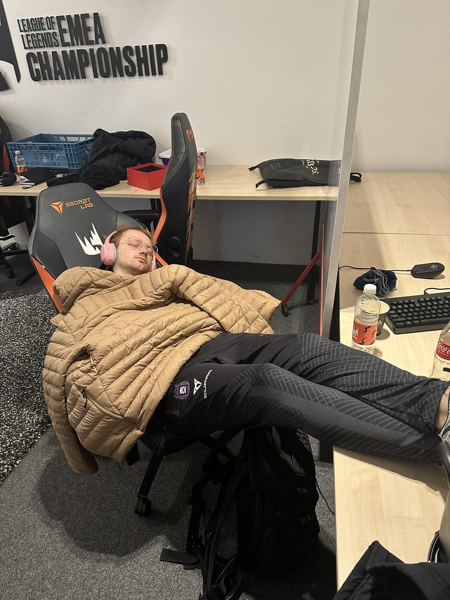 Alex 🏆 on Twitter: