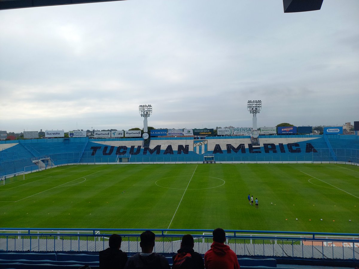 tomgerez12's tweet photo. Ya estamos en el Estadio Monumental José Fierro, para la cobertura del partido entre Atlético Tucumán y Colón, por la Fecha 9 del #TorneoProyeccion de Reserva. https://t.co/r1Ez9dgsbL