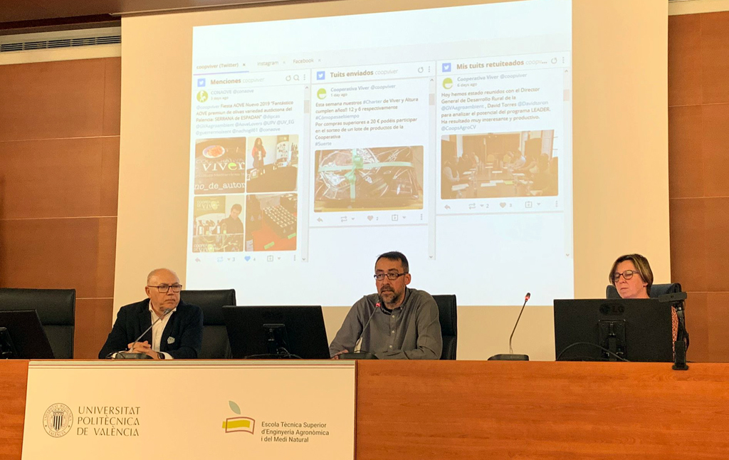 eamnupv's tweet photo. #SemanaUniversitariaES
🔵Esta mañana hemos conocido los motivos que han hecho que la @coopviver en Castellón, se haya erigido como un caso de éxito para el #cooperativismo y sector #agroalimentario.
😀Sin duda un ejemplo a seguir que permite fijar la población de la zona. https://t.co/nwGKV4suKj