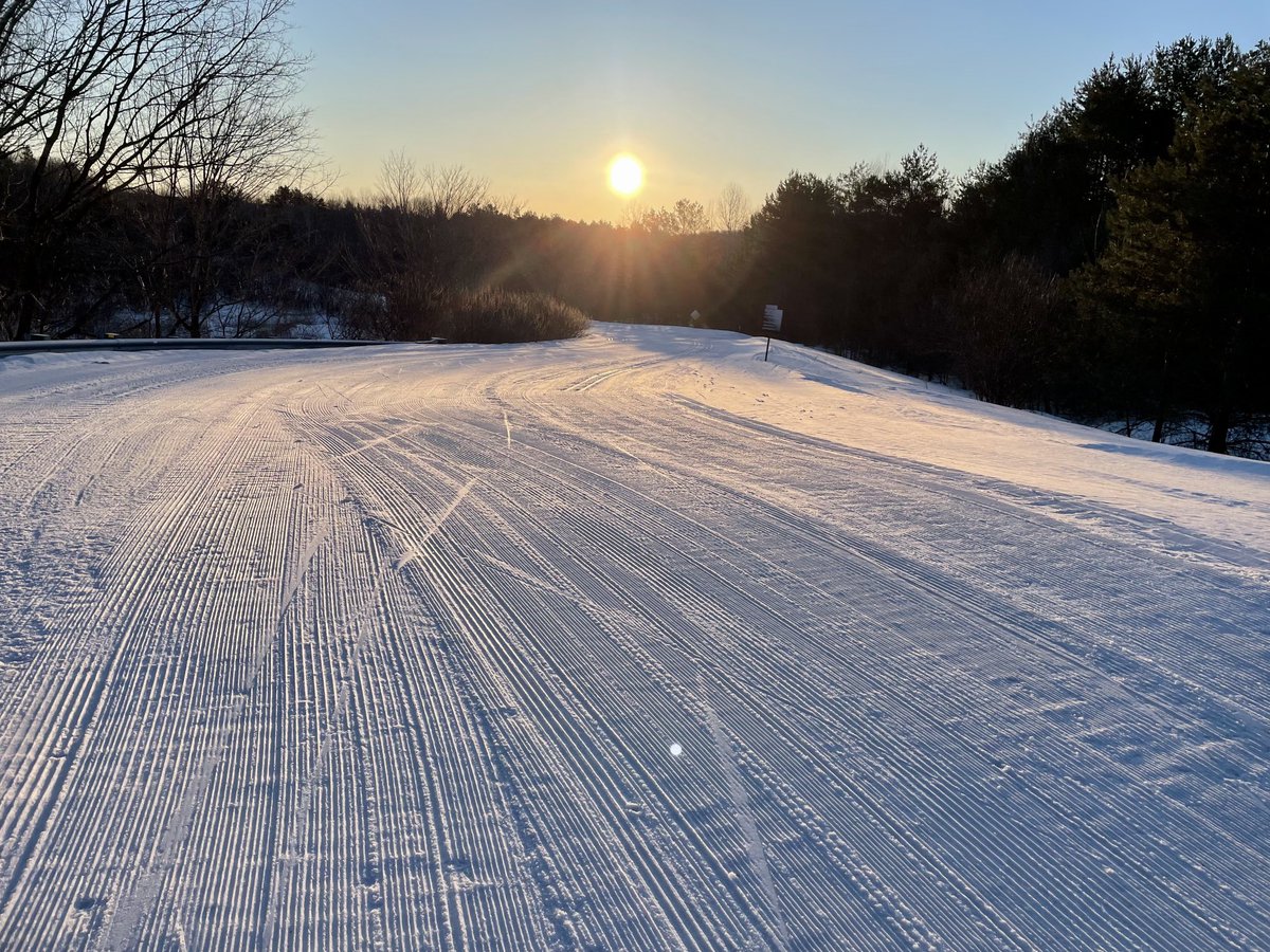 Toujours magnifique ⁦@CCN_ParcGat⁩ #skidefond ⁦@xcottawa⁩