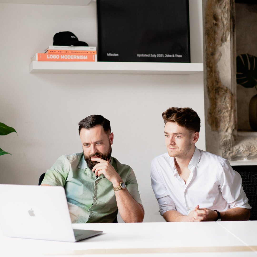 What’s the difference between business goals and product goals? And why does it matter for founders? Learn about how we work with both in our company and check out our tips to help you set the best goals based on our experience working with startups. bit.ly/3ZobwqD