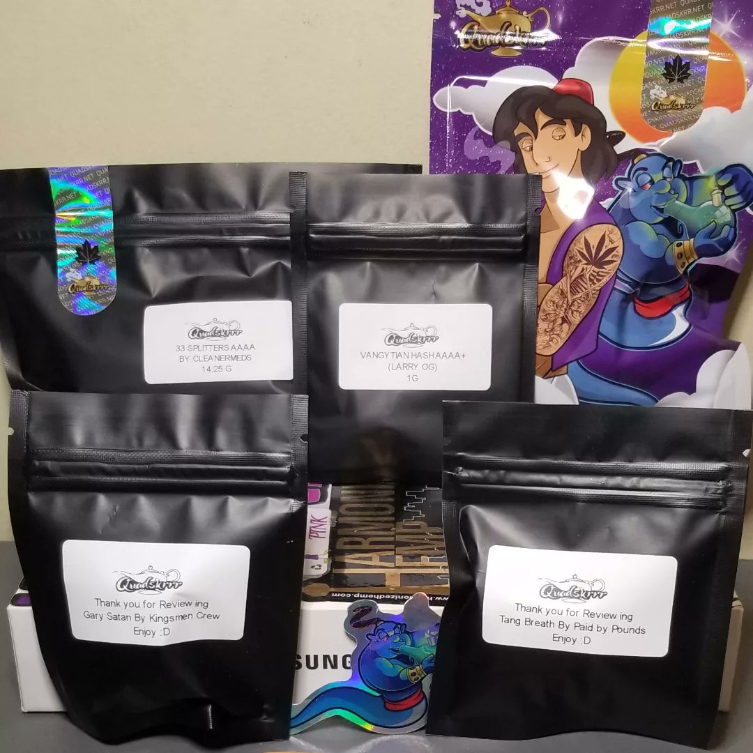 Northern_Wayz's tweet photo. Having only really a month before leaving for California and flooding the page with USA bud I think we go out in flames with these bangers here in Canada before doing so:

#mmemberville
#CannabisCommunity 
#cannabis 
#StonerFam 
#stoned 
#cannabisculture https://t.co/XWHIy0l6AG