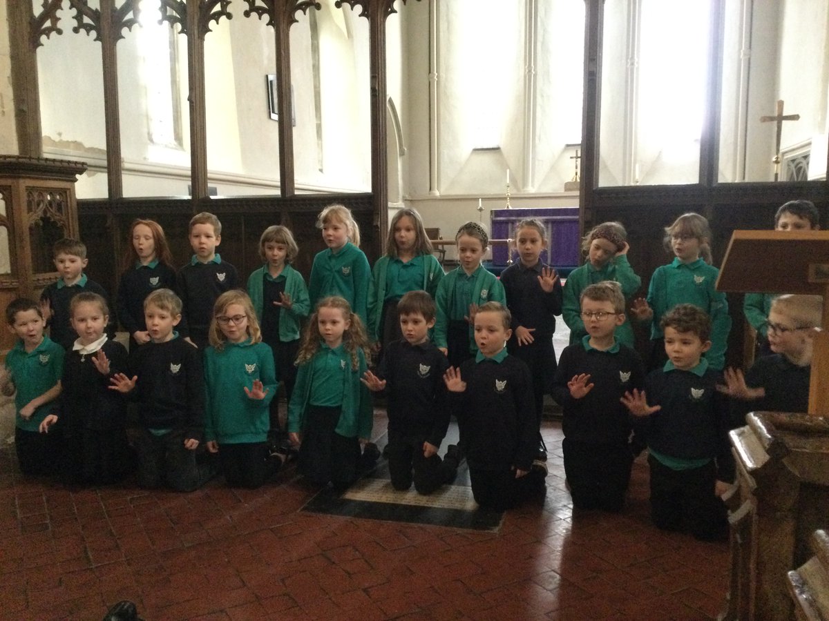 class2foxton's tweet photo. Class 2 you were fantastic reading and acting out the poems in the Easter service yesterday! https://t.co/G9OWf2SEez