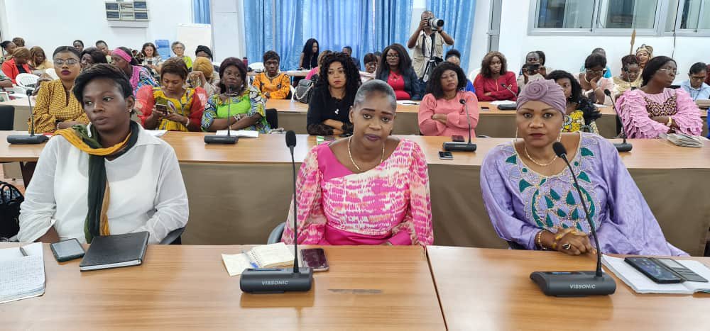 Onya Katako Yasmine tweet media