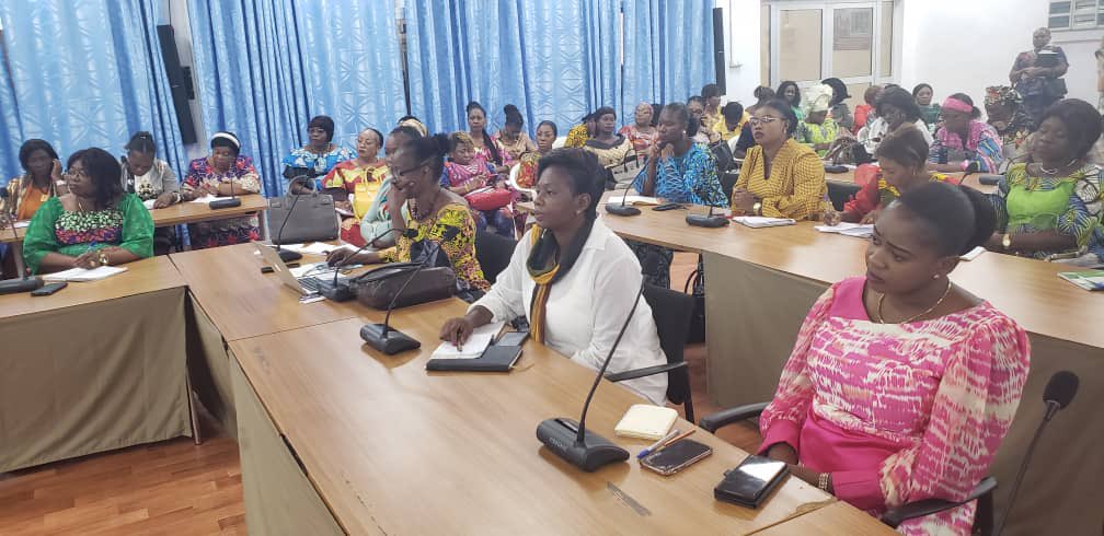 Onya Katako Yasmine tweet media