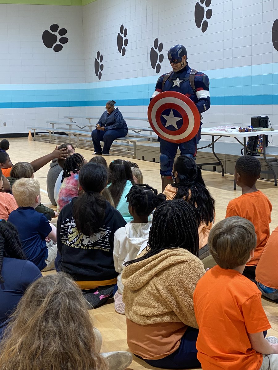 Shawndra Riles tweet media