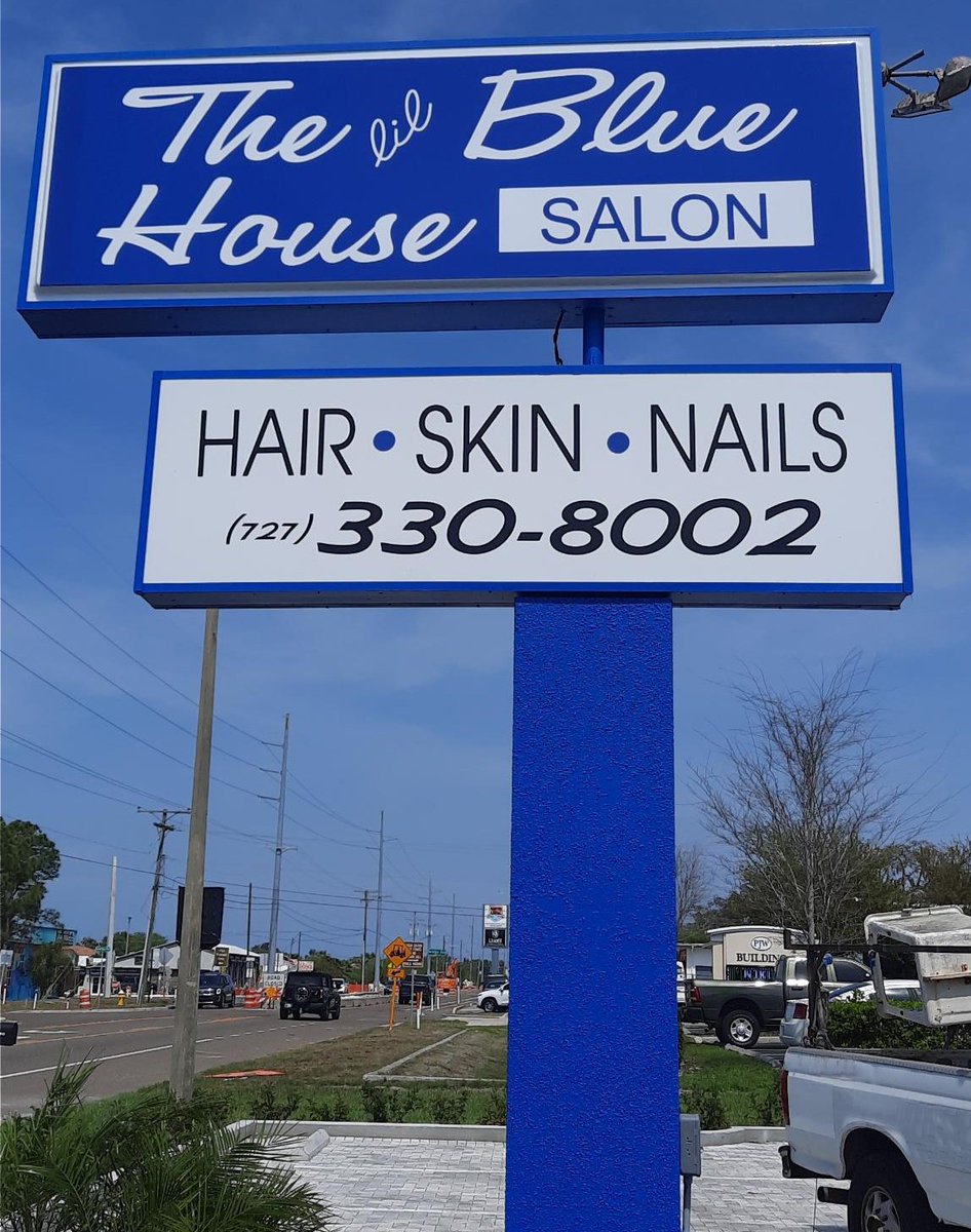 Tampa_Bay_Signs's tweet image. Pylon Sign Update - "Before &amp;amp; After" - Brand new pan-formed sign panels with 3M Day/Night translucent vinyl and new matching blue paint for The Blue House Salon in Palm Harbor, FL.
#pylonsigns #customsigns