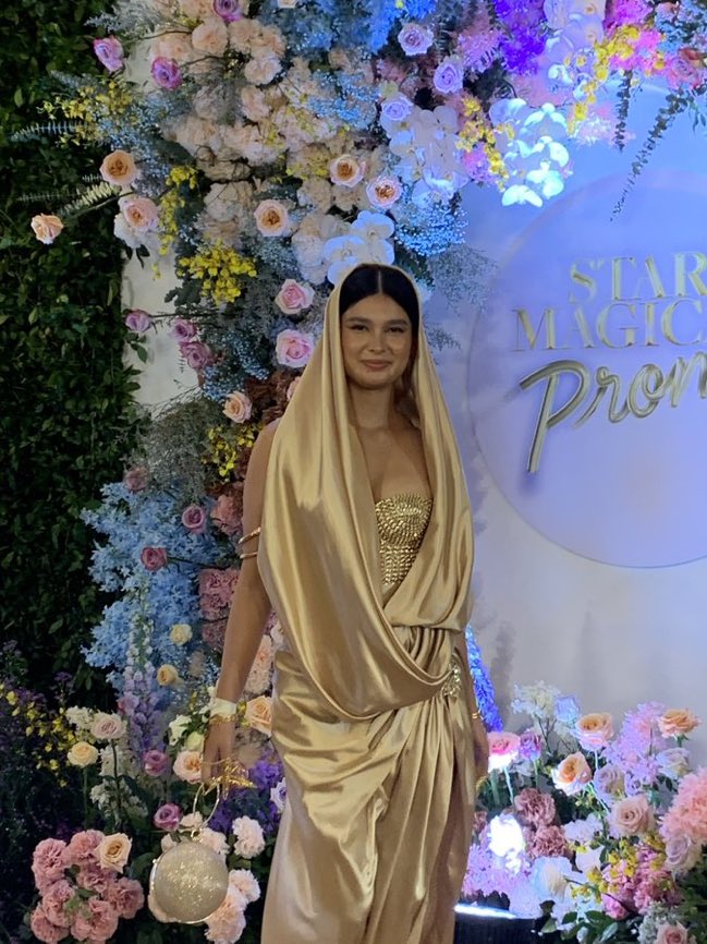 pawbedia's tweet photo. My Anji and Shanaia proved that they are strong independent women. With or without a date, they nailed this night. 💛💕  Goodjob girls! https://t.co/BqImZbOMZn