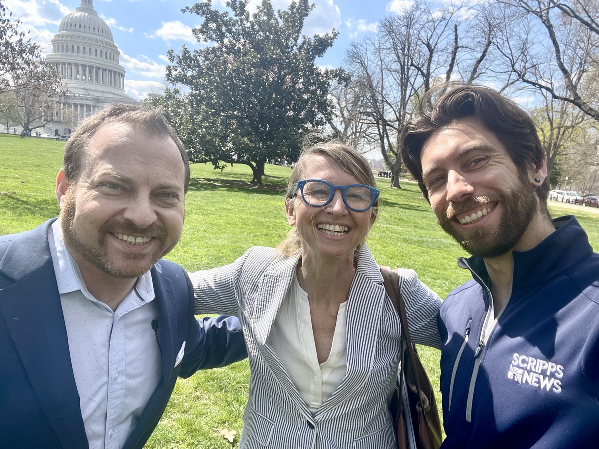 A great pic of the ⁦@scrippsnews⁩ crew on the #AccesstoAEDs act intro this week, which will make schools safer. So great to team with  ⁦@carriecochran⁩ ⁦@zcusson⁩ - and not pictured but on the reporting crew: ⁦@amyafan⁩ and ⁦@rosiecima⁩