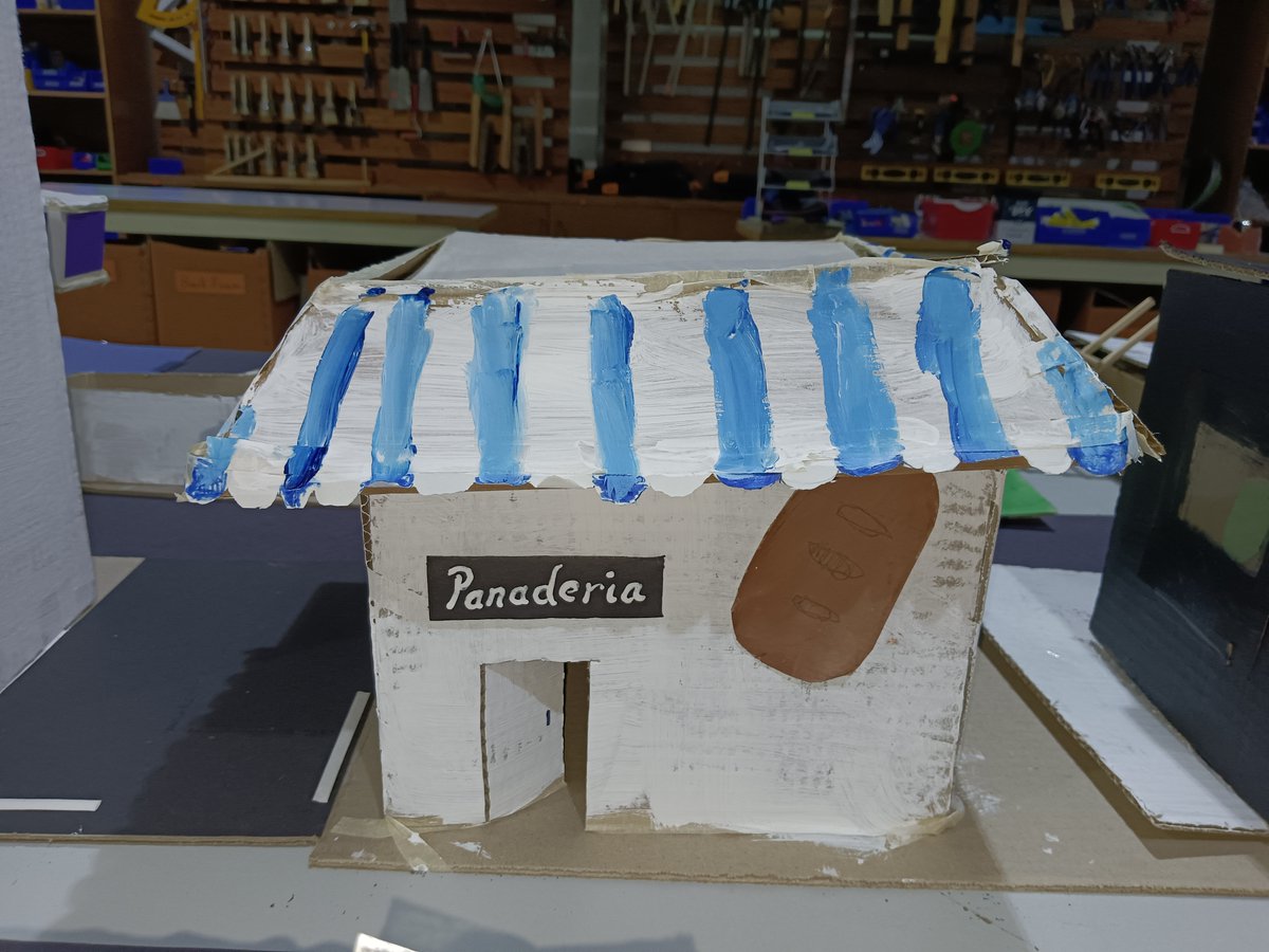 AISCElementary's tweet image. #AISCGrade5 students created a model community for Spanish class as part of their unit Mi Comunidad. They&apos;re working on a script to describe where they go in their community for different purposes. #AISCElementary