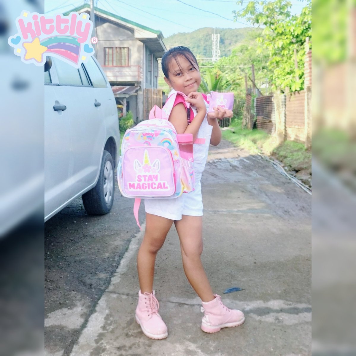momma_cil's tweet photo. Ate Hanna Rain's favorite KITTLY Small Backpack and KITTLY Mini Coin Purse with terno STAY MAGICAL design π super cute pag matchy matchy π
Super good quality, matibay and it's no signs of fading kahit labhan mo ng labhan.
#Kittly
#AMBA203
#KITTLYAMBABatch3 https://t.co/Wwqf00yYsm