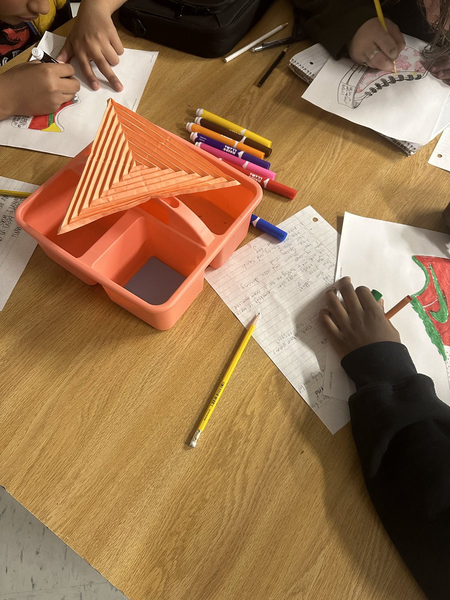 Walking in my shoes activity in health today #heathteacher #physed #mck8