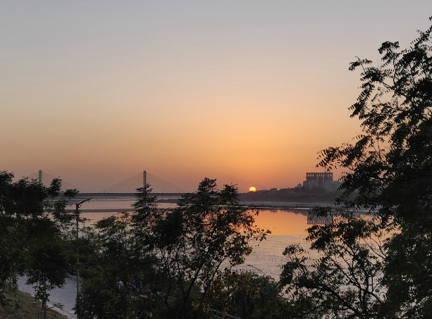 Indian_Hideouts's tweet photo. Discover the tranquil charm of Hajira Village, where the breathtaking scenery is sure to calm your soul #HajiraVillage #naturelovers #serenity #IncredibleIndia https://t.co/A4QFgFH2Iq