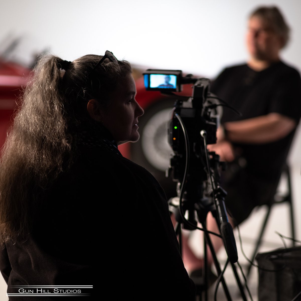 gunhillstudios1's tweet photo. Teamwork in the studio today as we get to work capturing the beauty of this reimagined icon @bycaton 
#infinitycove #classiccarphotography #filmedonvaricam @PanasonicProAV @PanasonicUK #varicam @CanonLenses #canonlenses https://t.co/CA02fqOraO