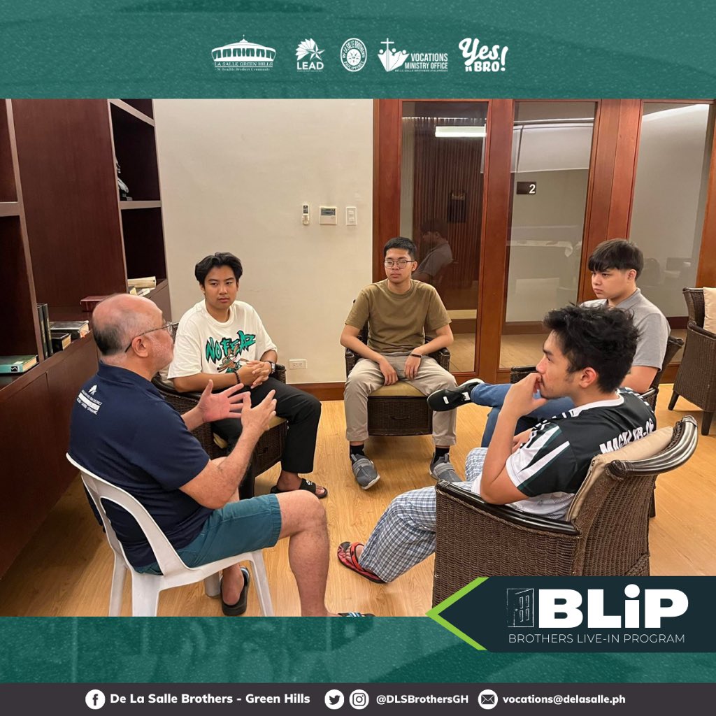 DLSBrothersGH's tweet photo. • #BLIP Day 2 Round Up: Sports and Service •

Our Live-inners spent the afternoon playing sports with Br. Irwin and Br. Lucas 🏃🏽 🏀 🏸 🏐 

A session on the second core value Zeal for Service was facilitated by Br. Vince. 🙏🏼

#YesBro #FSCvocations #moreFSC
@dlsbrothersph https://t.co/baW8UgNzWn
