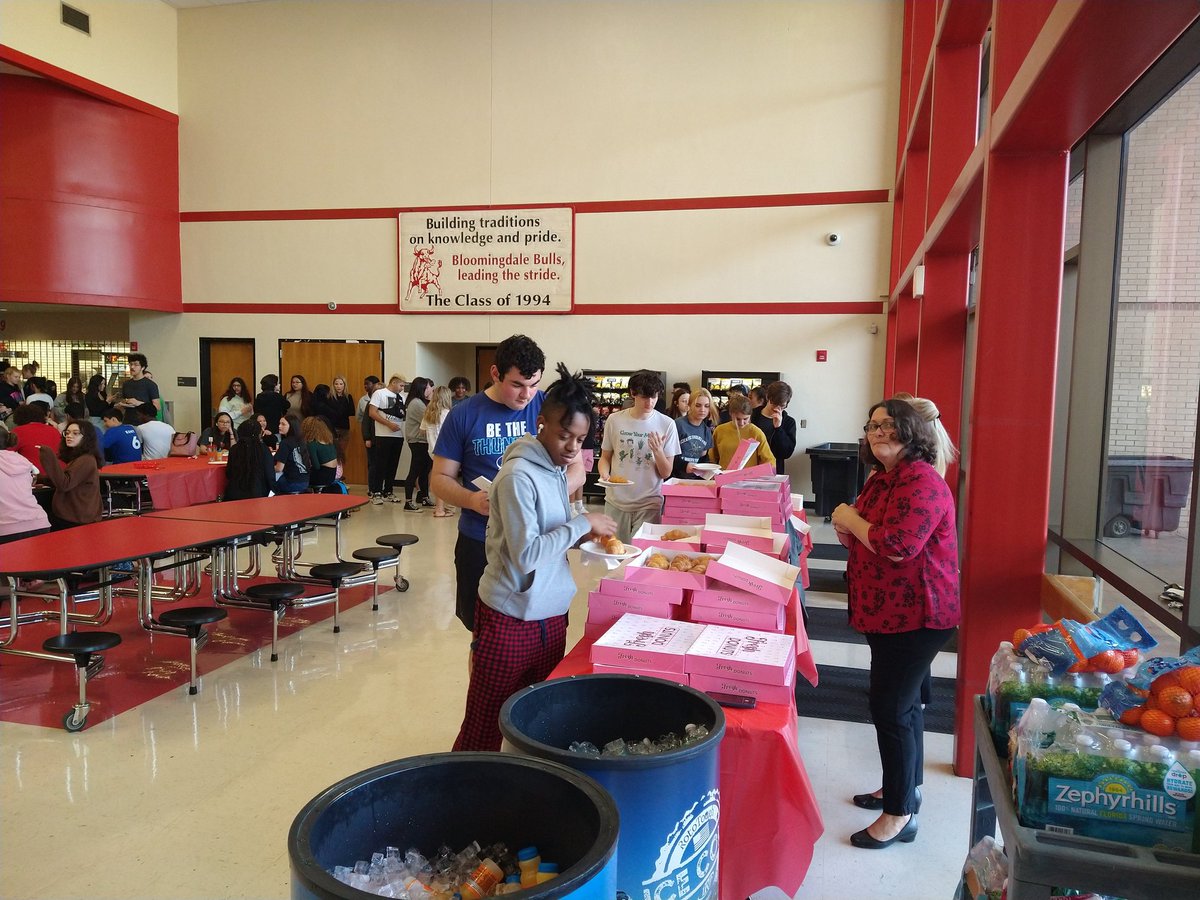 HCPS_Snyder's tweet photo. Congratulations to all of our @BloomingdaleSHS students who were recognized for their achievements at our Academic Breakfast this morning! @bdaleguidance @BSHS_Principal https://t.co/wpJlYTiu6R